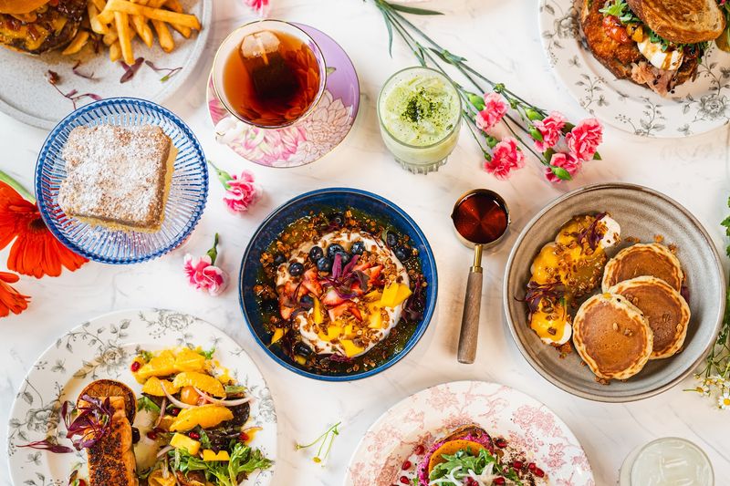 The Menu Is a Serious Commitment