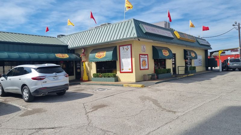 Food at Trade Days Is Its Own Adventure