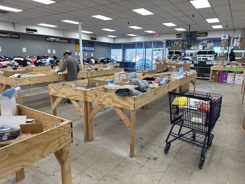 The Layout and Atmosphere Inside the Store