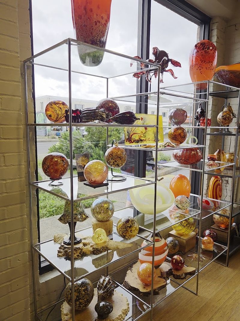 Why Lincoln City Glass Center Is a Must-Stop on the Oregon Coast