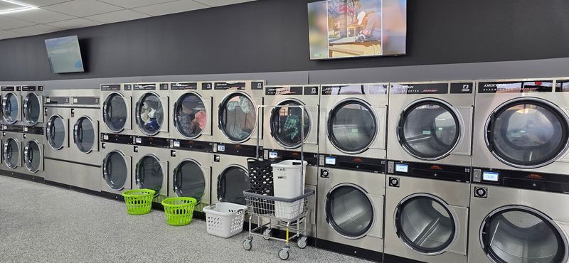 Laundry, Arcade Machines, And A Surprisingly Fun Combo