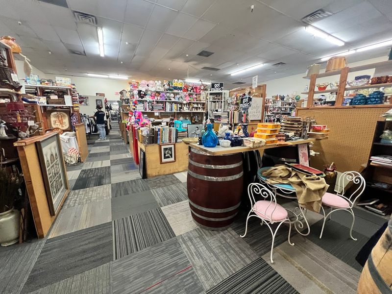 The Kind Of Store That Makes Full-Price Shopping Less Fun