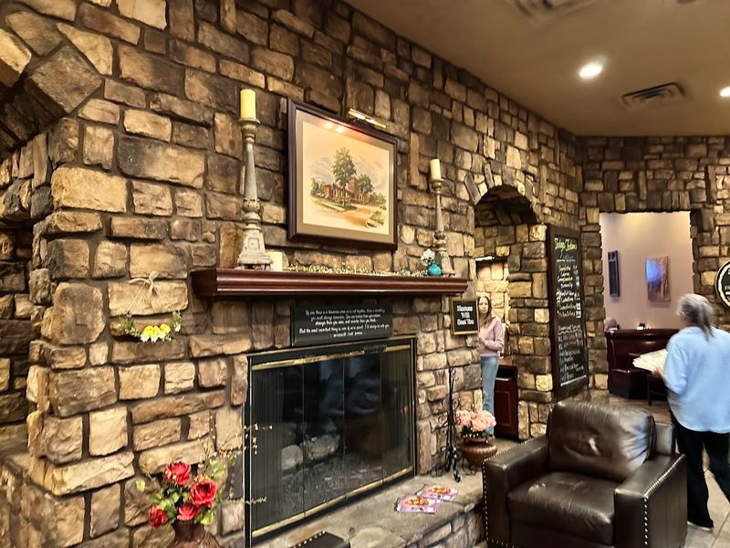 A Neighborhood Spot With City-Wide Appeal