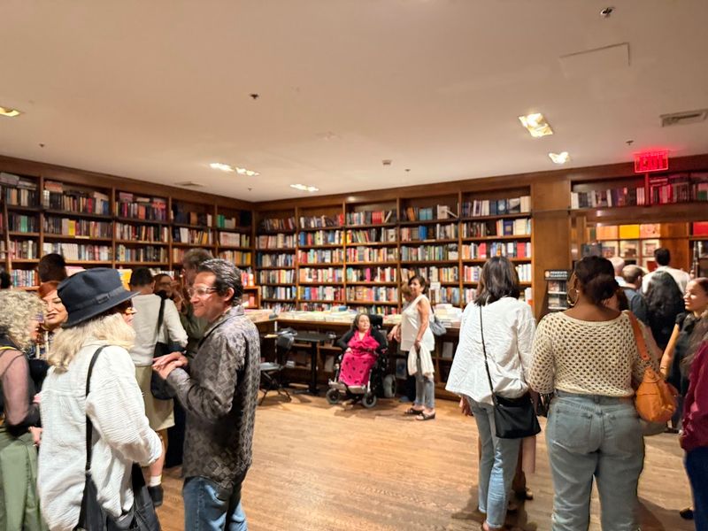 A Bookstore Stop That Feels Relaxed In The Best Way