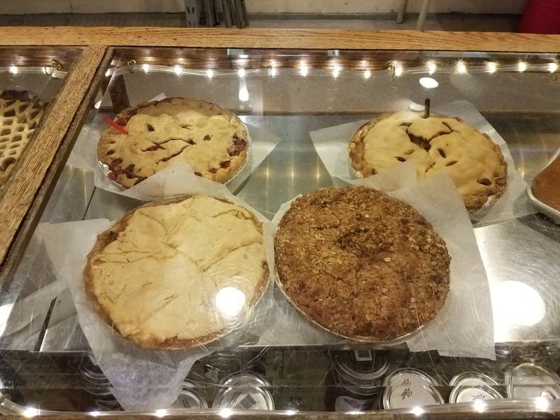 The Pie Pantry Reputation That Keeps People Coming Back