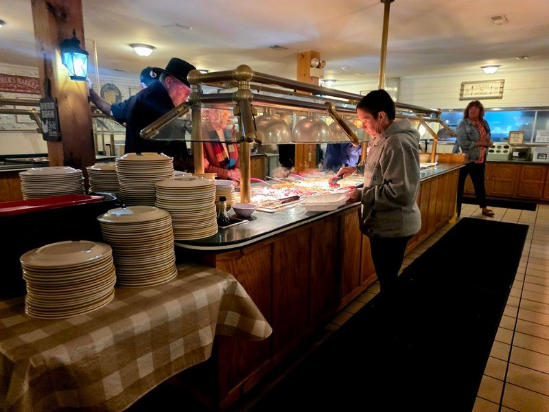 The Kind Of Place That Makes A Road Trip Detour Easy