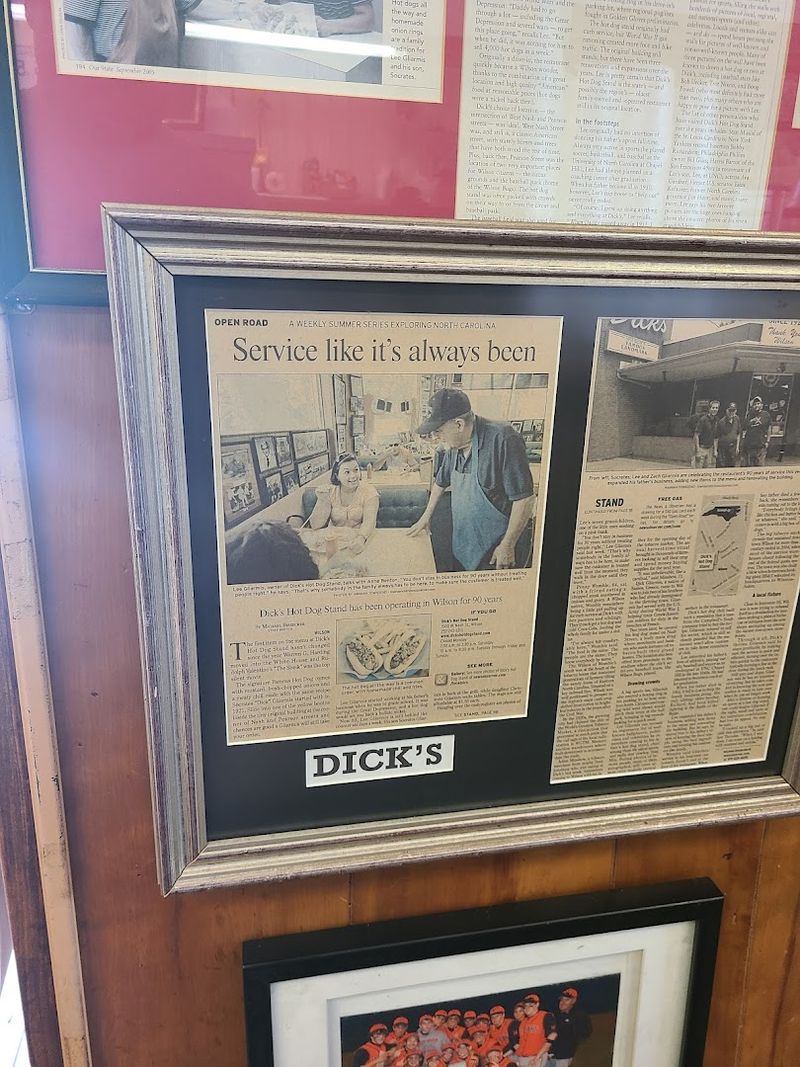 The Famous Hot Dog That Keeps Things Simple And Works