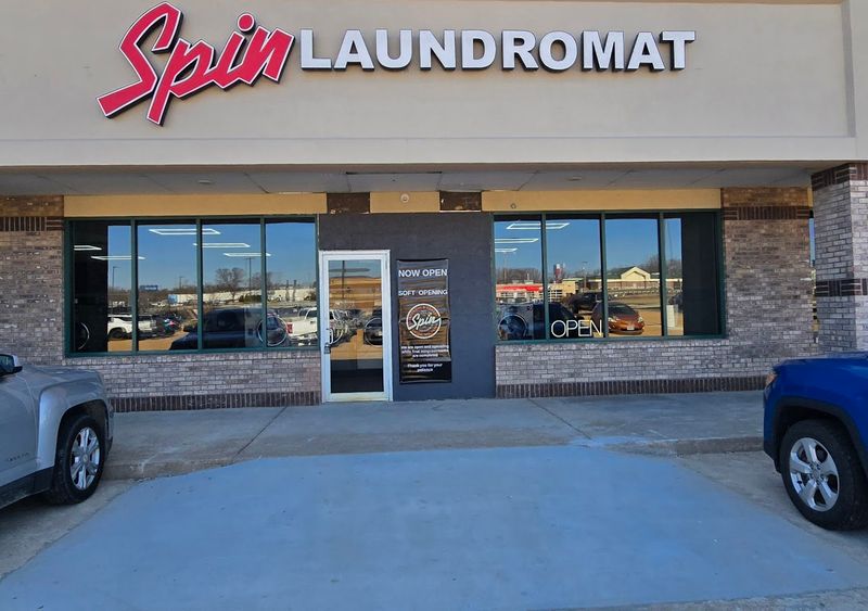 The Missouri Laundry Spot That Makes Chores Easier