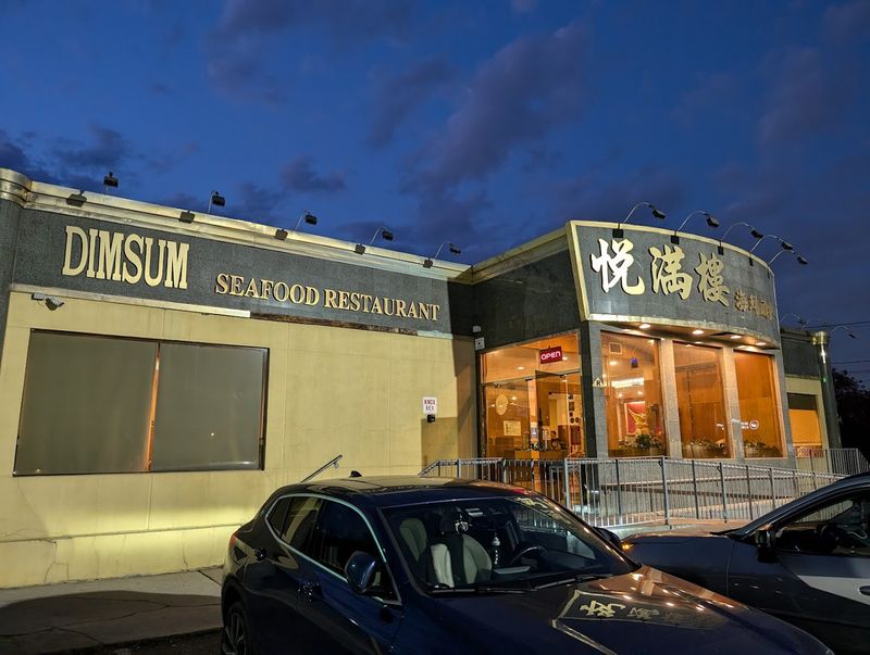 Planning Your Visit to DimSum Seafood Restaurant