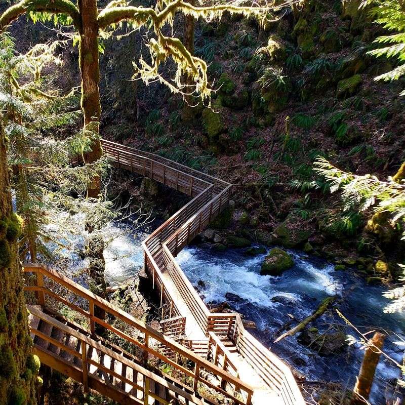 What to Bring: Packing Smart for a Short But Worthwhile Hike