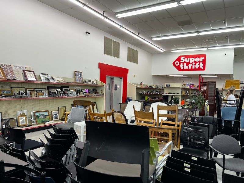 SuperThrift, Oregon City, OR