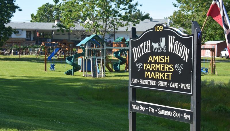 Dutch Wagon Antique Farmers Market, New Jersey