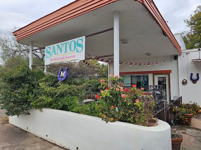 Santos Taqueria Near the Square