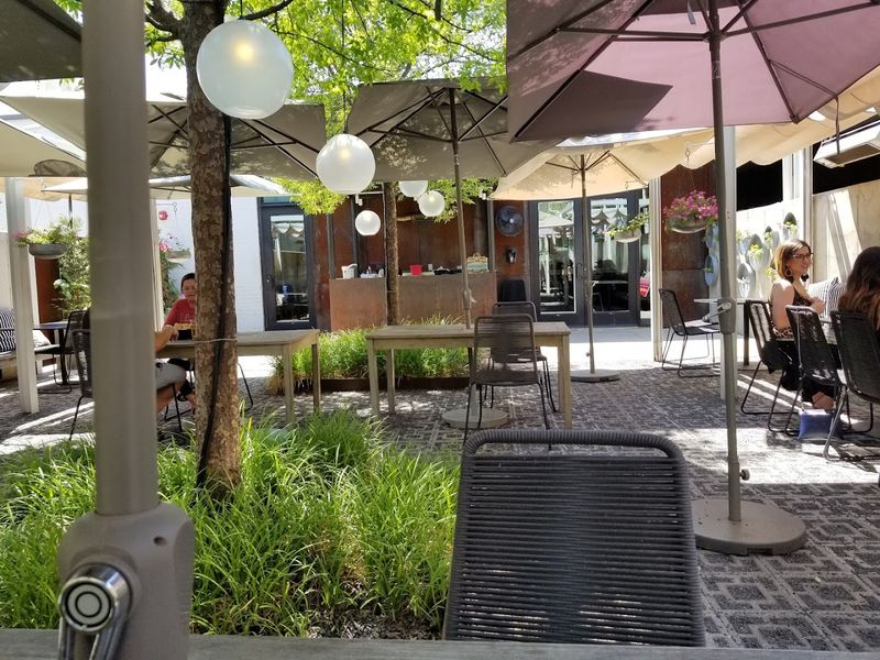 The Patio Is an Outdoor Dining Experience Worth Planning Around