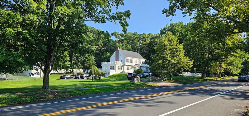 Middlesex Avenue Historic District: Architecture With a Side of Coffee