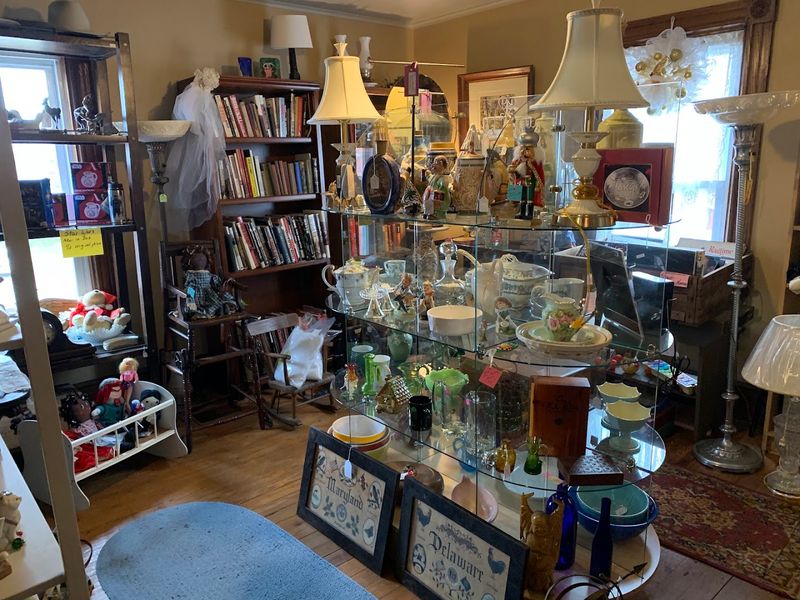 The Parsonage Antiques and More: Nine Rooms of Eclectic Charm