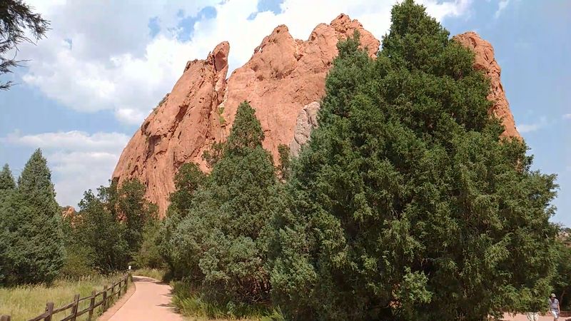 Garden of the Gods – Perkins Central Garden Trail
