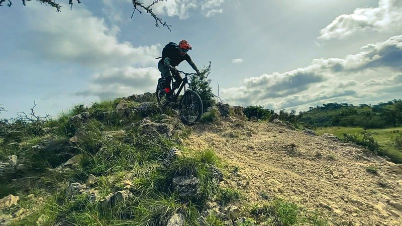 Rocky Terrain and Creek Crossings: The Natural Drama of Every Ride