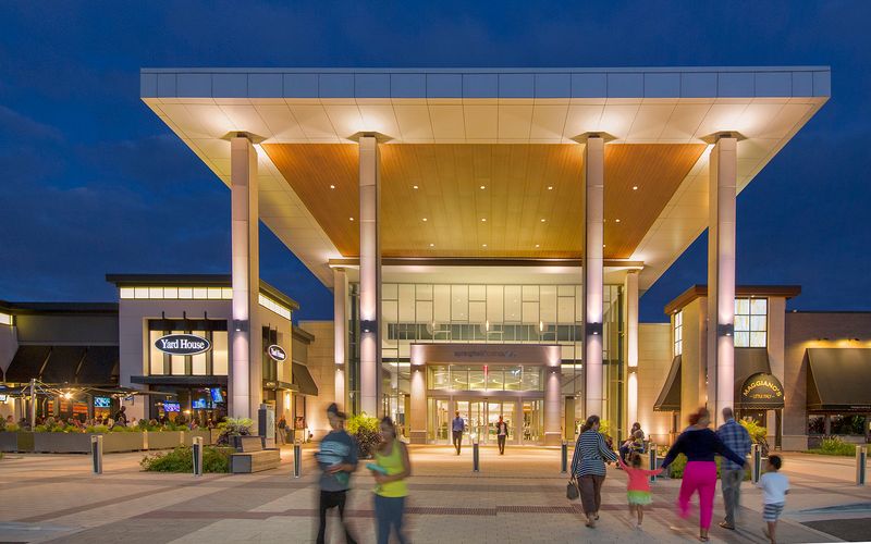 Foodees Fest at Springfield Town Center, Virginia