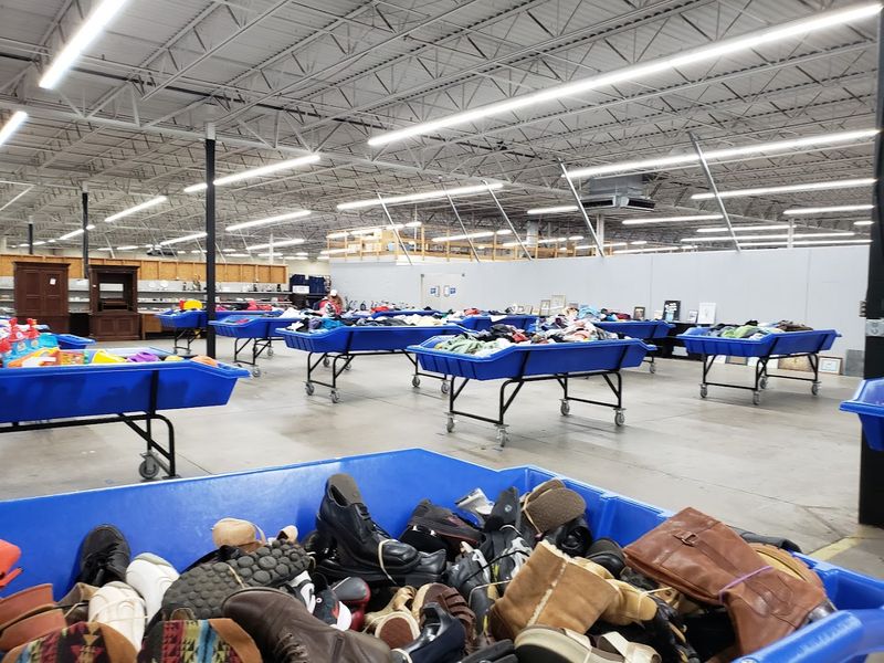 Alabama Goodwill Outlet - 2350 Green Springs Hwy, Birmingham, AL 35205