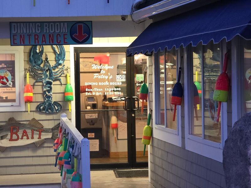 The Takeout Window That Proves Great Food Needs No Dress Code