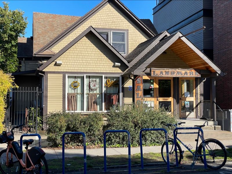 The SE Portland Neighborhood Setting