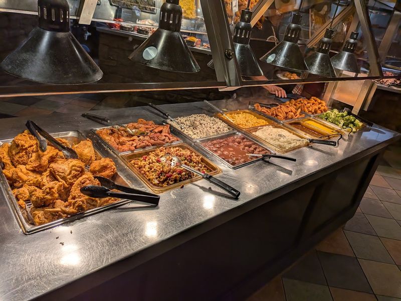 Hand-Breaded Fried Chicken Worth the Trip Alone
