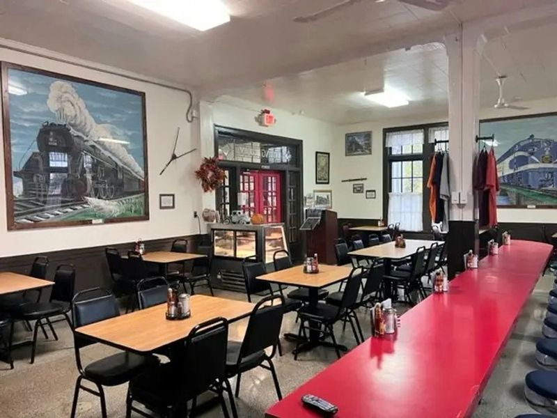 Railroaders From Toledo To Pittsburgh Called This Home