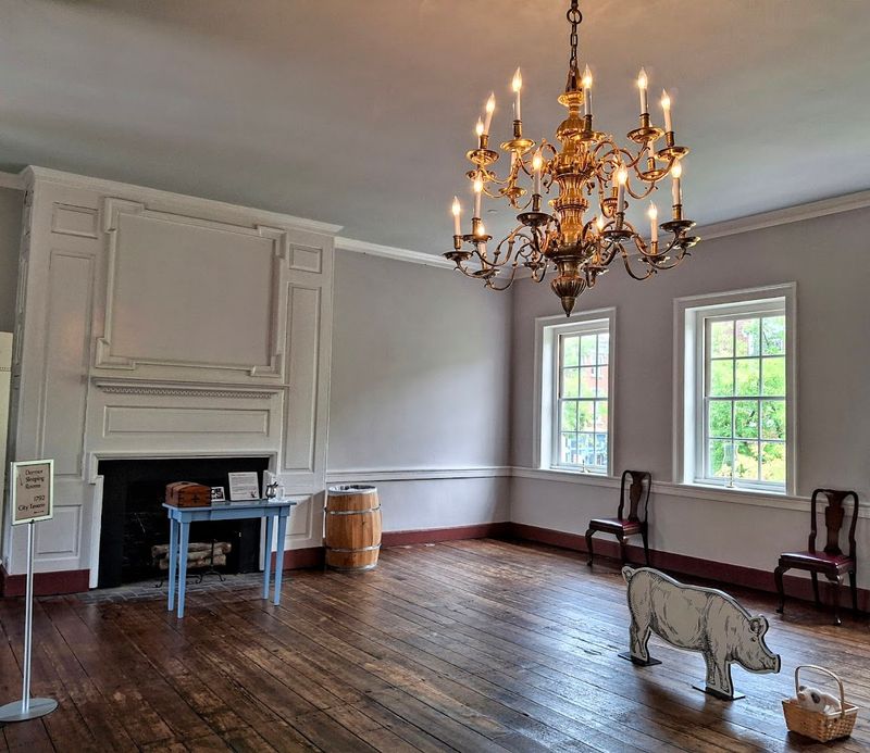 Guided Tours That Bring History to Life