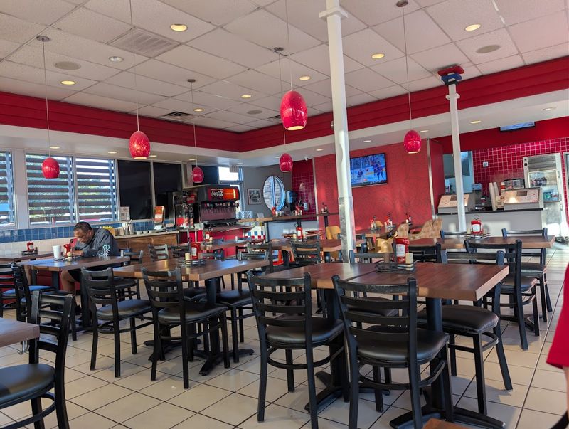 The Atmosphere That Keeps People Coming Back