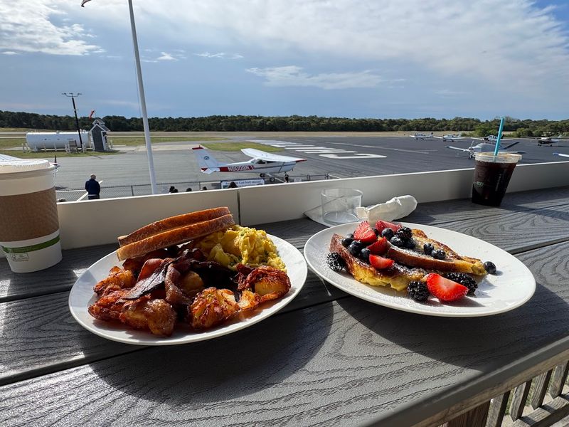 The Airport Setting Makes Every Table Better