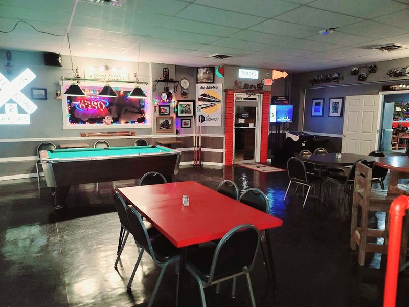 Live Music on Weekend Nights in the Lounge