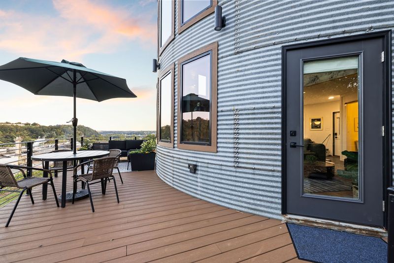 The James River Setting That Steals Every Scene