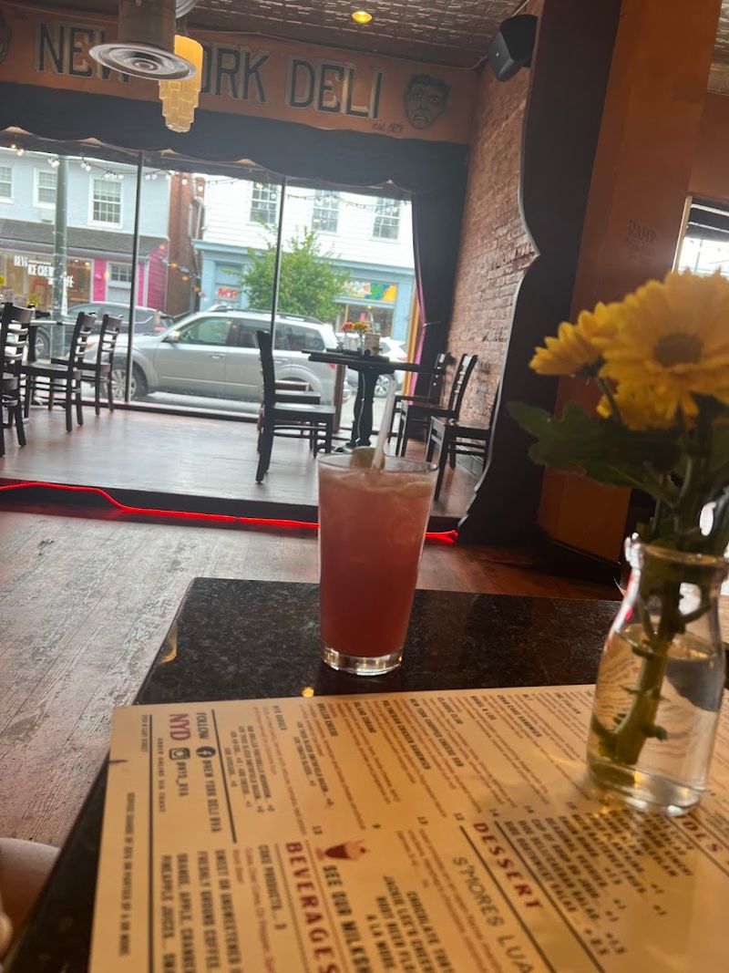 Planning Your Visit to New York Deli on West Cary Street