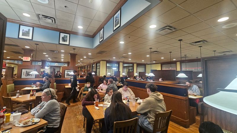 The Atmosphere and Dining Room Experience