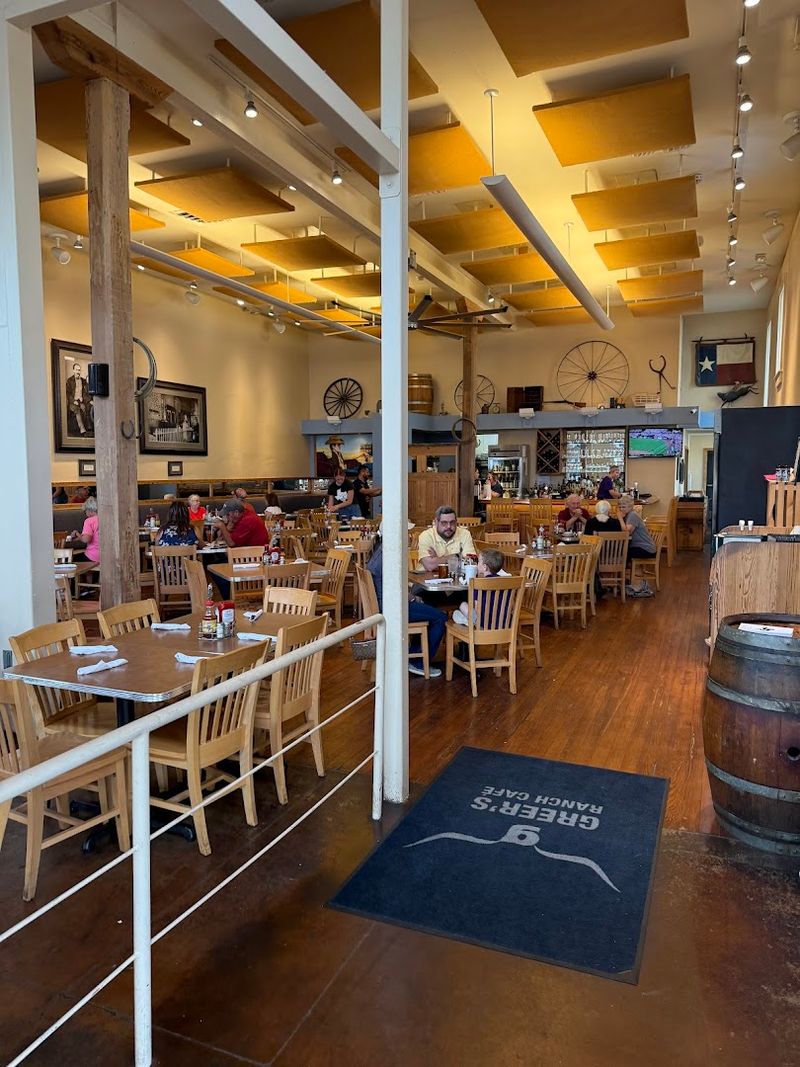 The Atmosphere That Keeps People Coming Back