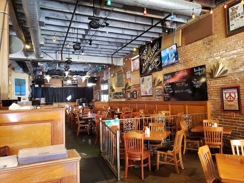 The Atmosphere That Makes You Want to Linger