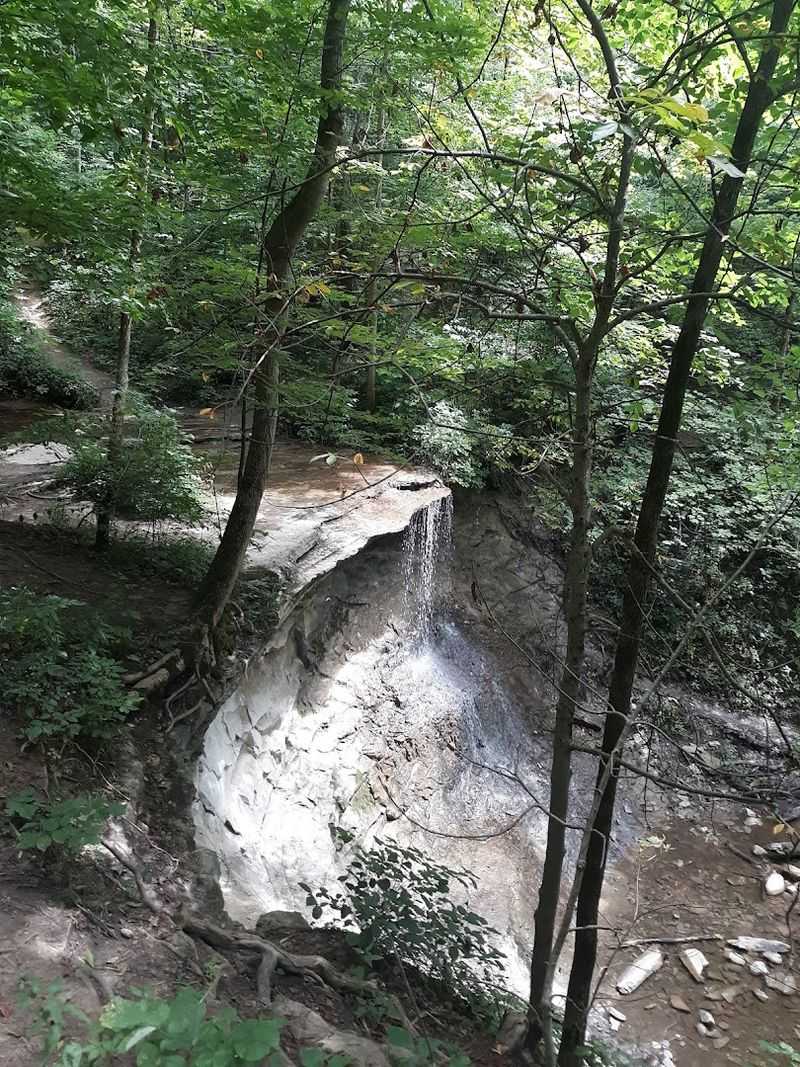 Thirteen Waterfalls Hidden Across the Trails