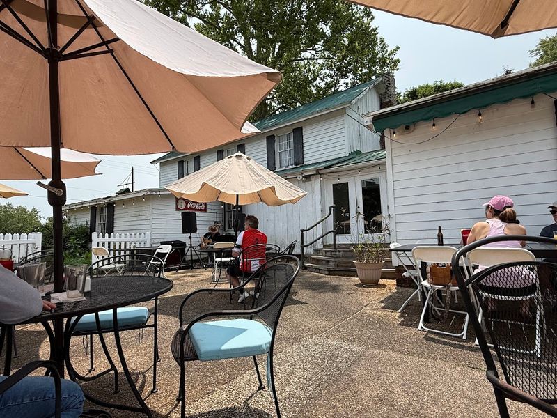 Right on the Virginia Capital Trail