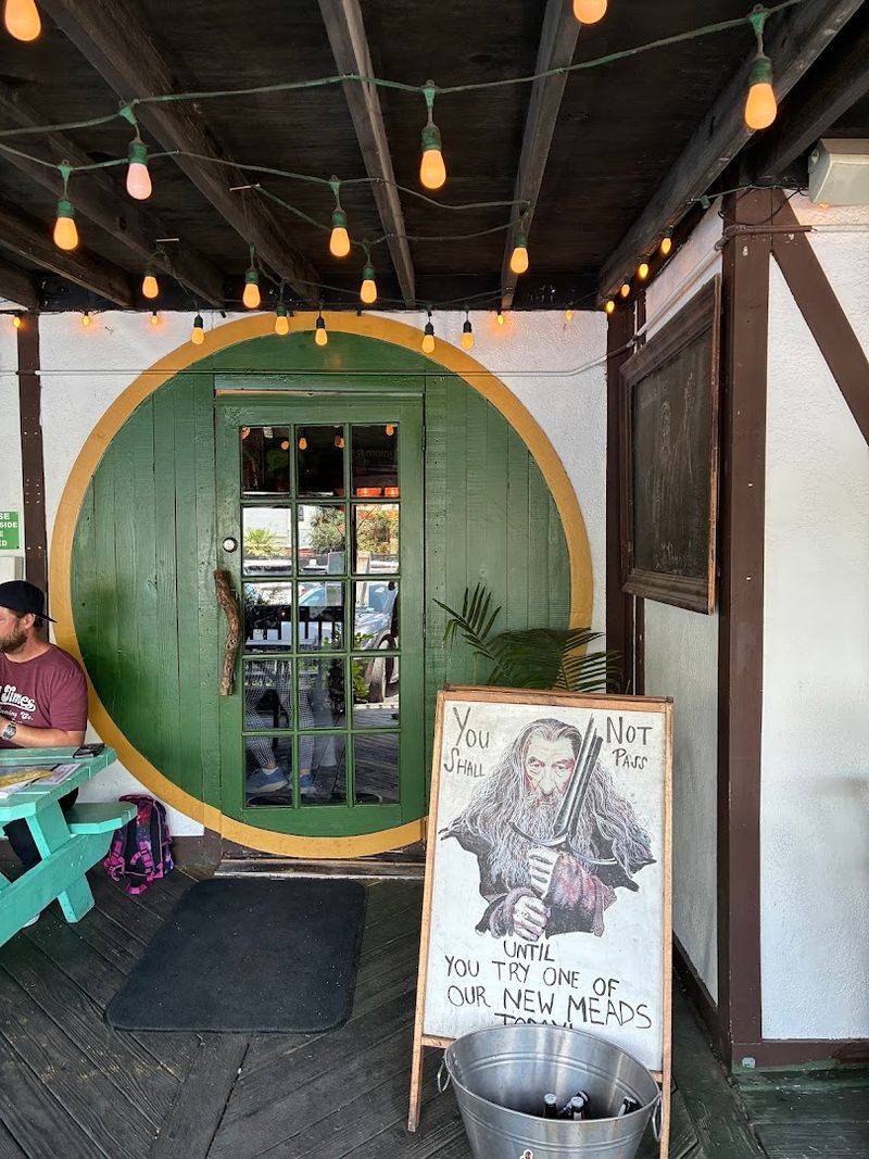 The Tolkien Theme That Actually Works