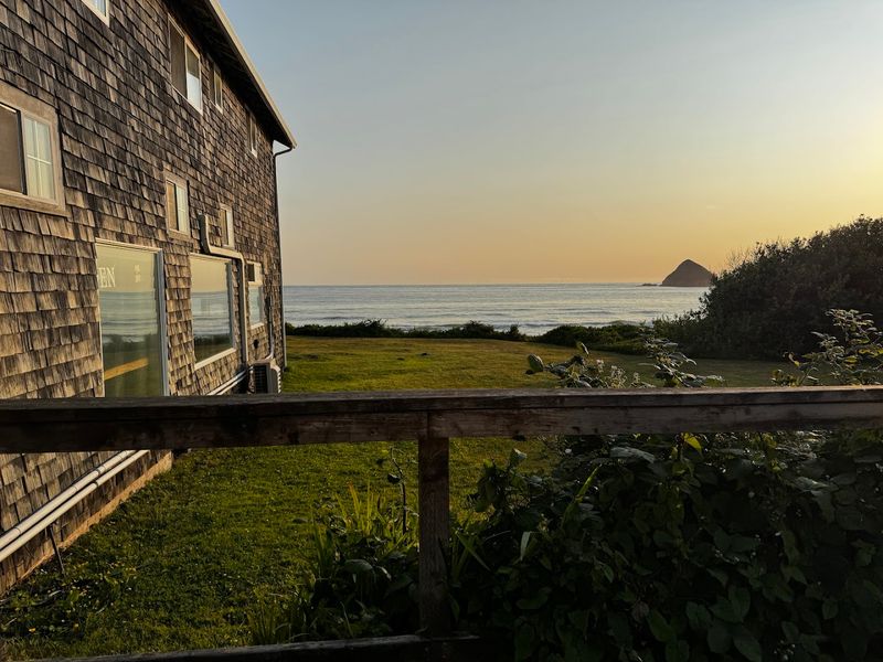 Planning Your Visit to Roseanna's Cafe