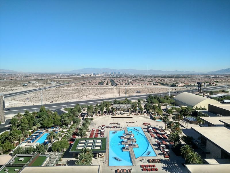 The Weekend Snow Crab Legs At The Seafood Station