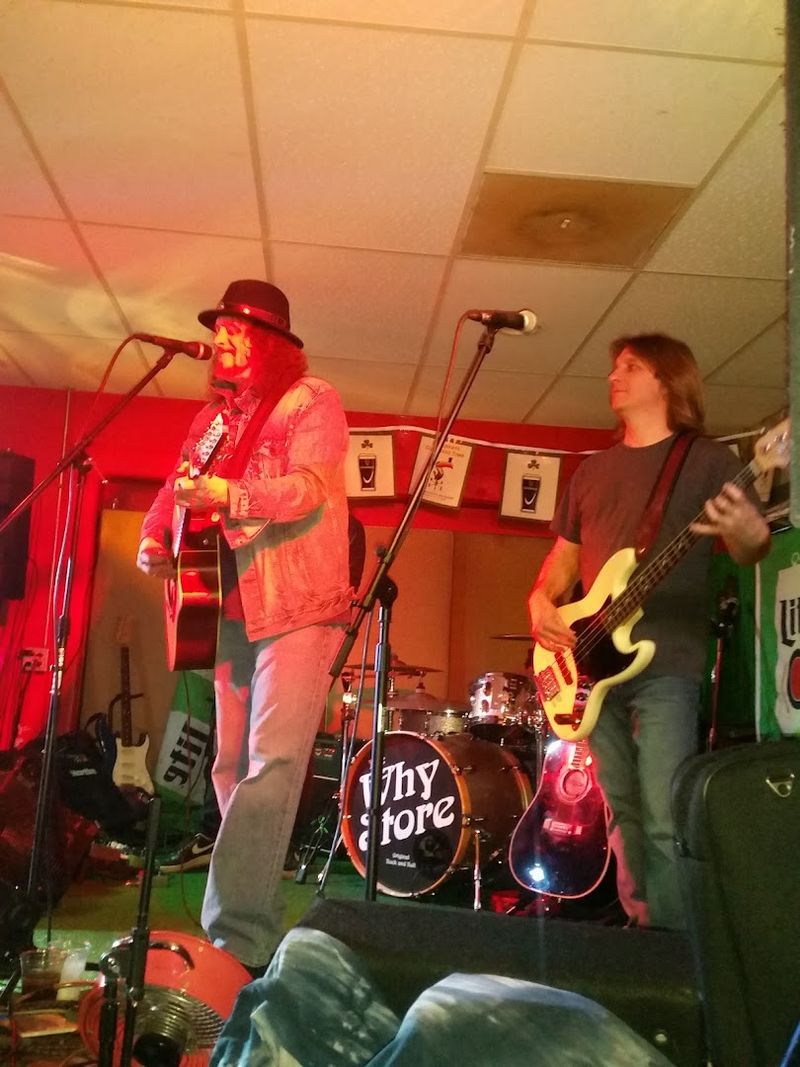 Live Entertainment, Karaoke, and a Stage Worth Knowing About