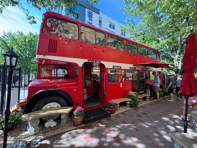 The Bus That Traveled Across the World to Serve You Coffee