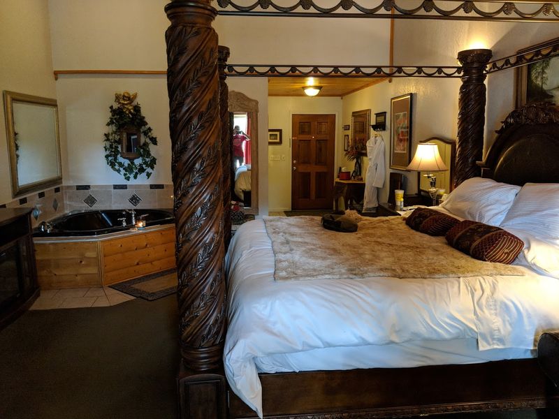 Accommodations Designed With Romance in Mind