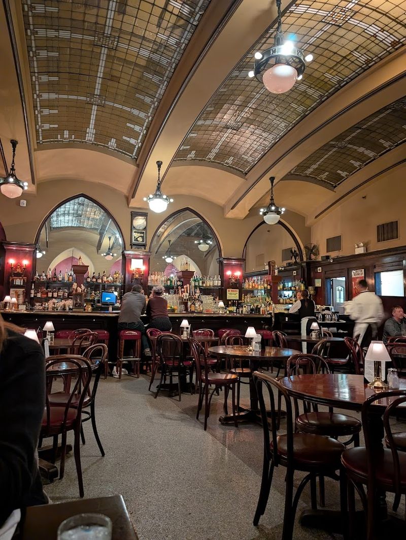 Service That Feels Genuinely Warm