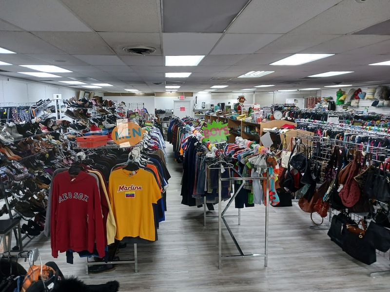 The Weekly Color Tag Discount System Is Absolutely Brilliant