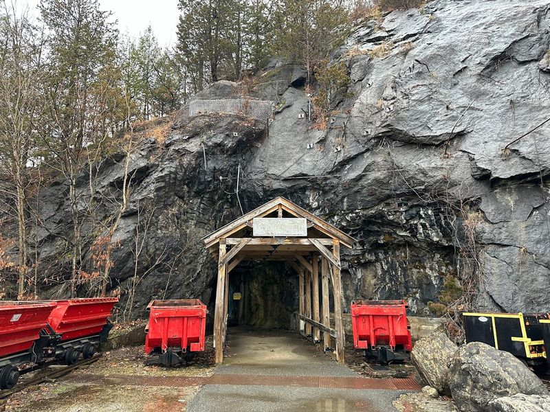 Sterling Hill Mining Museum: Underground History You Can Actually Touch