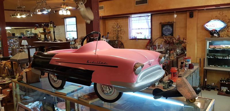 Primitives and Rustic Pieces With Real Character