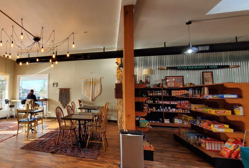 The Atmosphere That Keeps People Coming Back